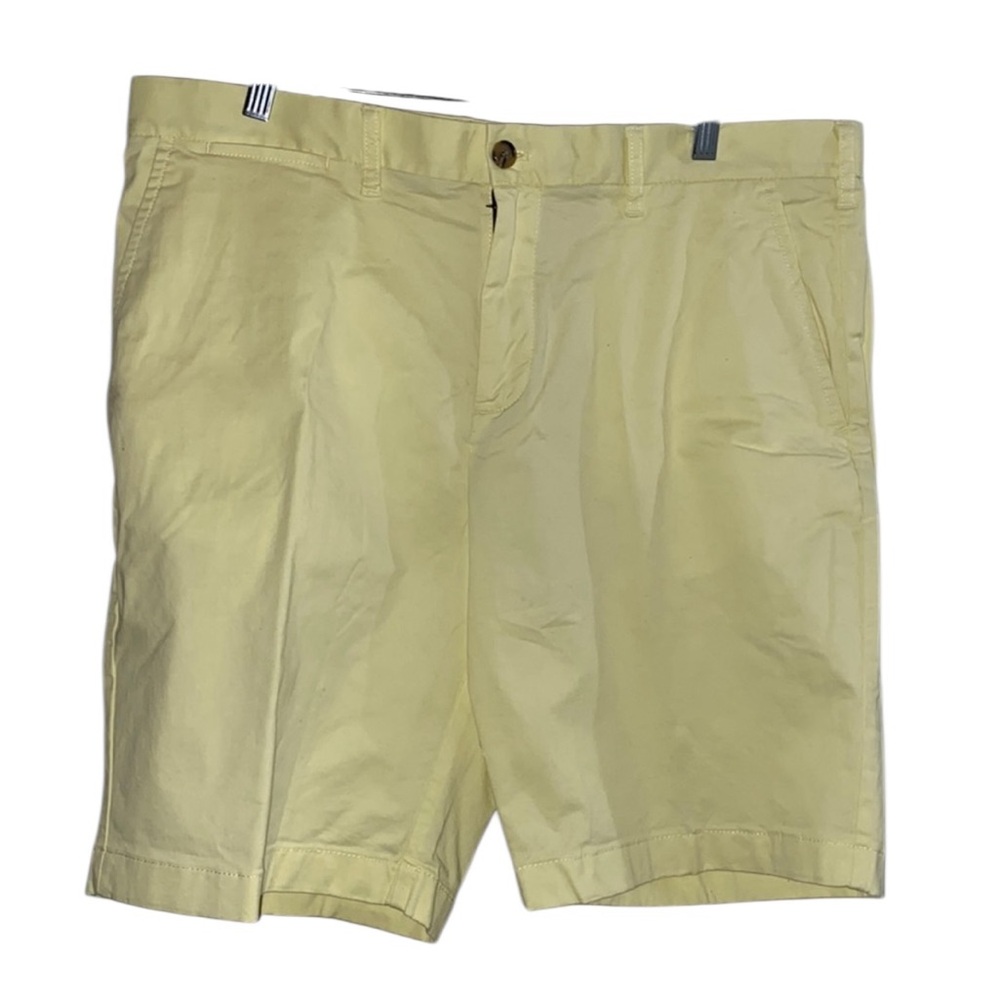 Tommy Hilfiger Yellow Flat-Front Men’s Shorts Size 38